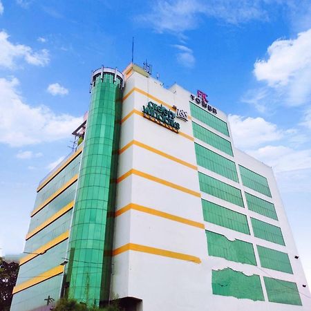 Greenwindows Hotel Davao Luaran gambar