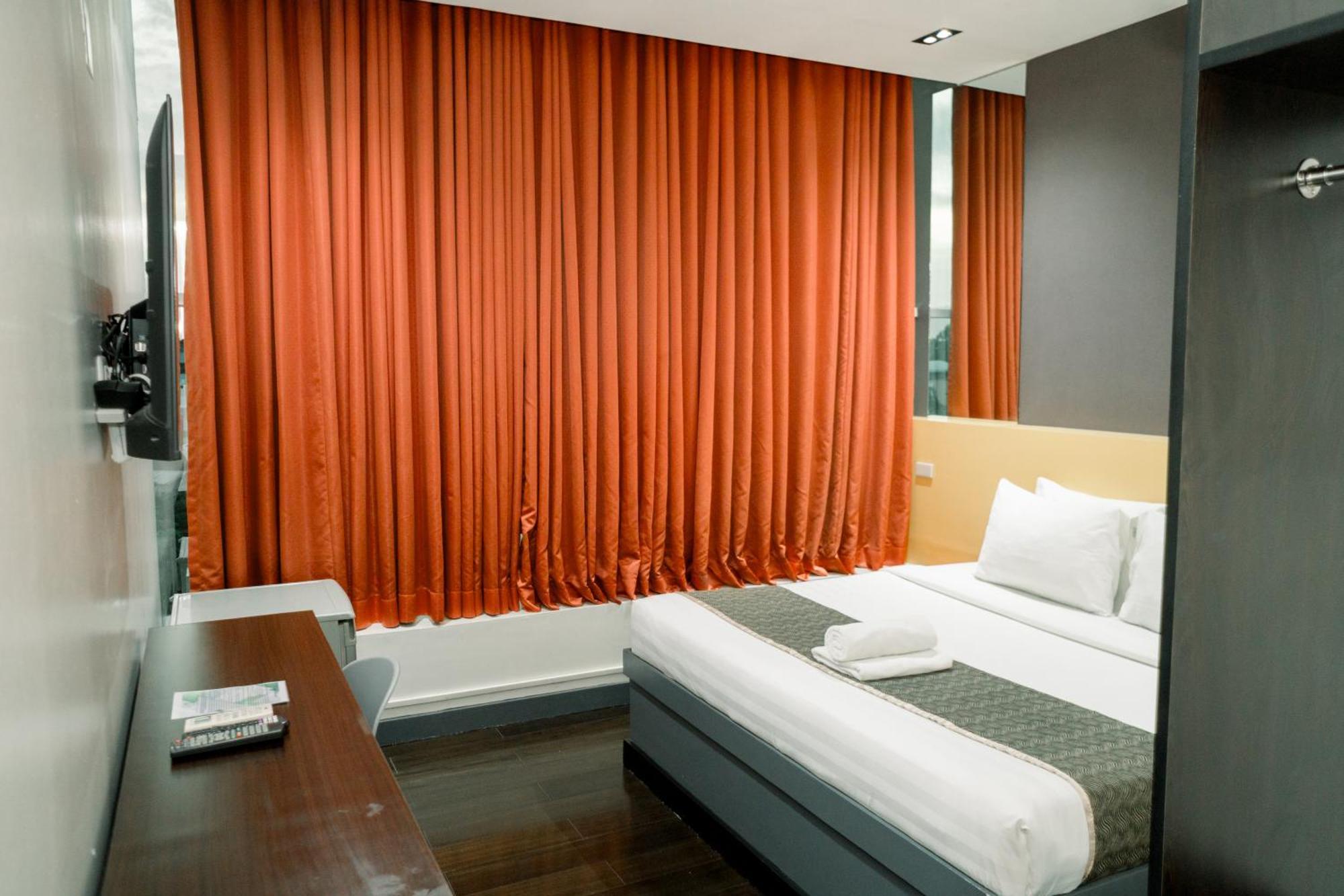 Greenwindows Hotel Davao Luaran gambar